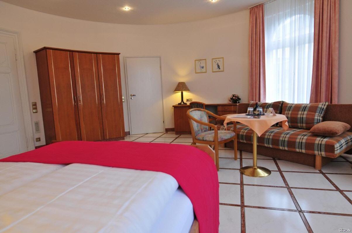 Hotel Haus Reichert Baden-Baden Habitación foto